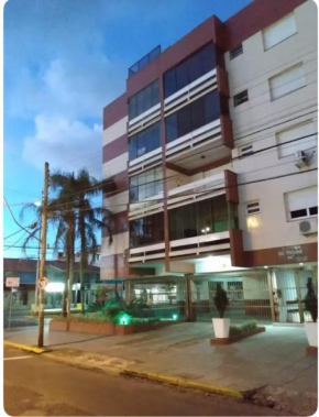 Aconchegante apartamento 2 dormitórios no centro com vaga